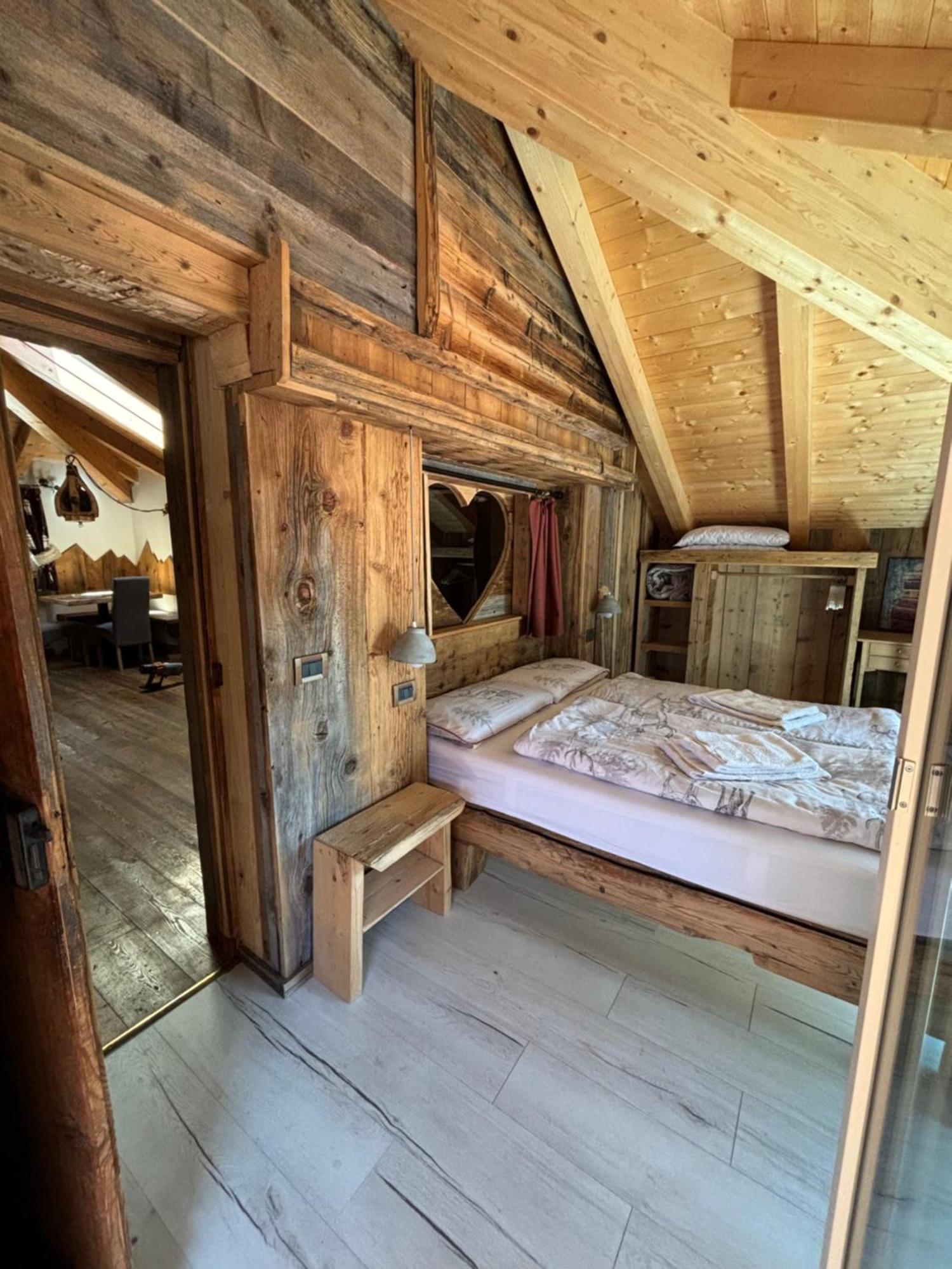La Tana Dell'Orso Apartment Campitello di Fassa Exterior foto
